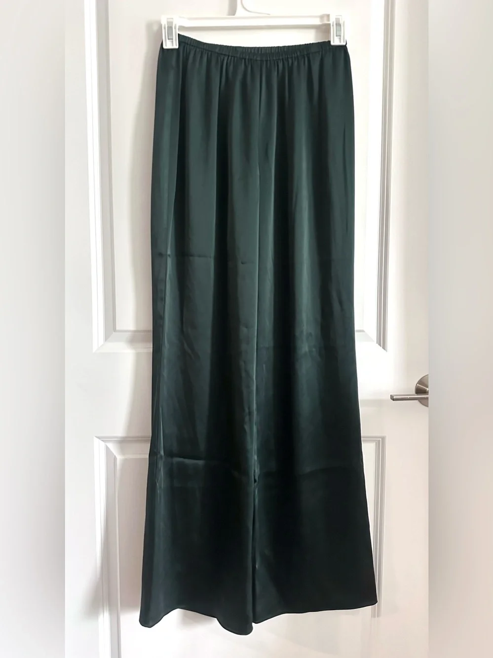 SEROYA Viva Satin Pants in Evergreen Satin Straight Leg Large SER.O.YA
